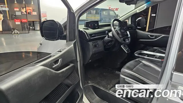 Hyundai Staria 2022 thumb 7