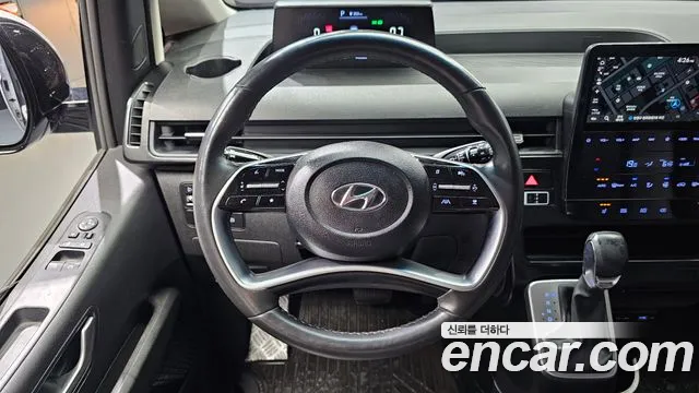 Hyundai Staria 2022 thumb 11