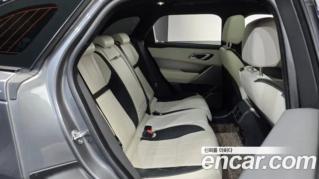 Land Rover Range Rover Velar 2018 thumb 10