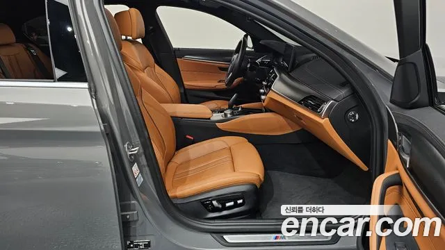 BMW 5 серии 2022 thumb 9