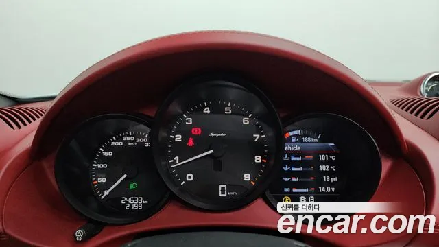 Porsche 718 Boxster 2020 thumb 2