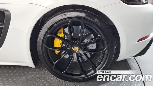 Porsche 718 Boxster 2020 thumb 7