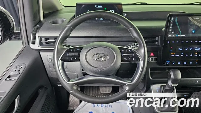 Hyundai Staria 2022 thumb 6