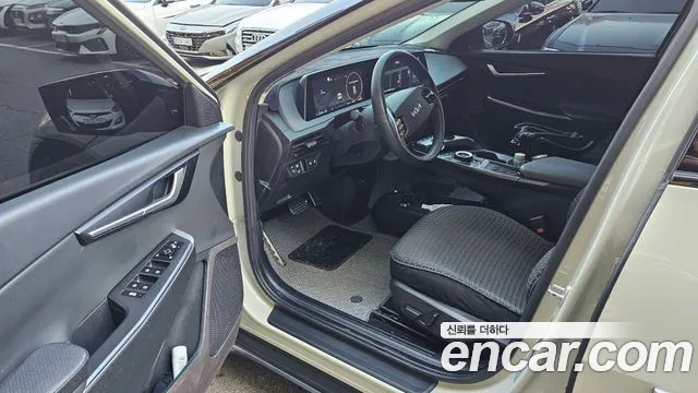 Kia EV6 2023 thumb 11