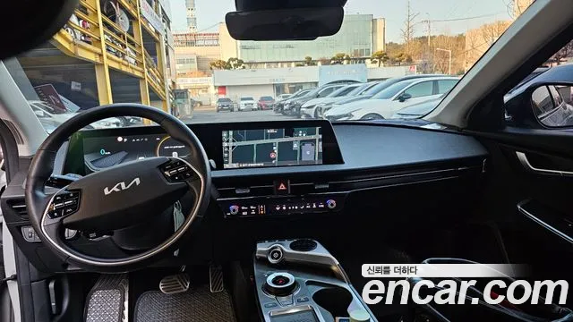Kia EV6 2023 thumb 5
