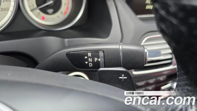 Mercedes-Benz E-Class 2014 thumb 8