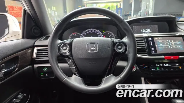 Honda Accord 2017 thumb 5