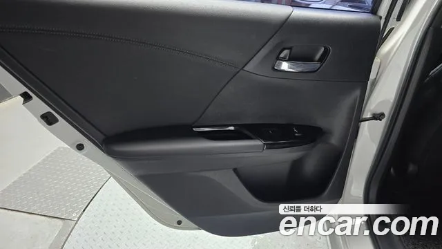 Honda Accord 2017 thumb 4