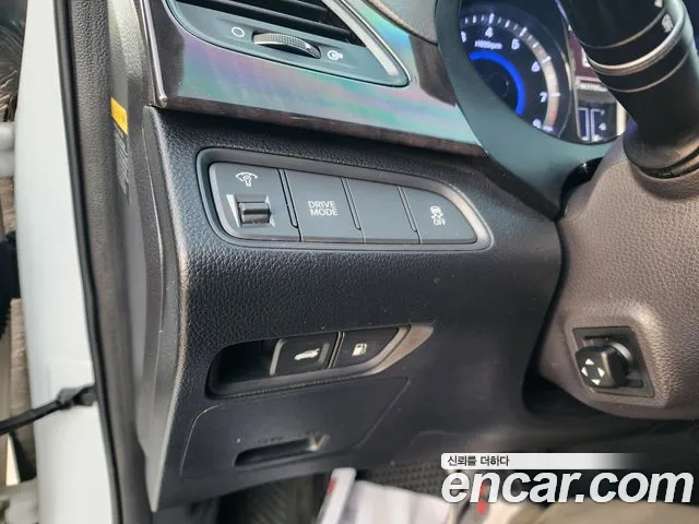 Hyundai Grandeur 2014 thumb 2