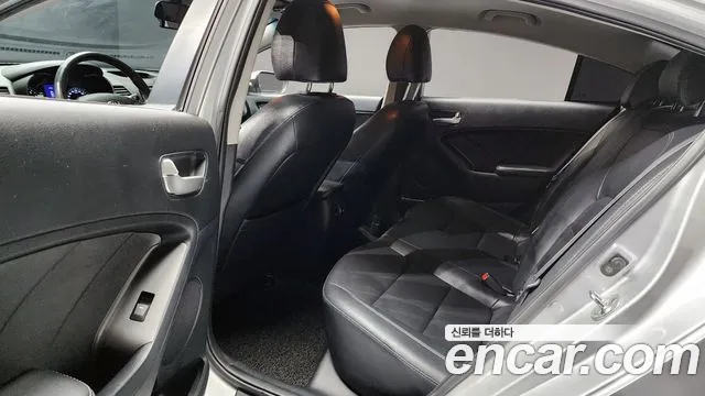 Kia K3 2014 thumb 10