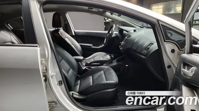 Kia K3 2014 thumb 5