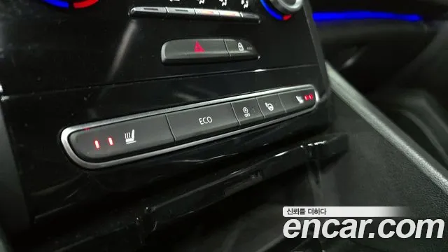 Renault SM6 2016 thumb 3