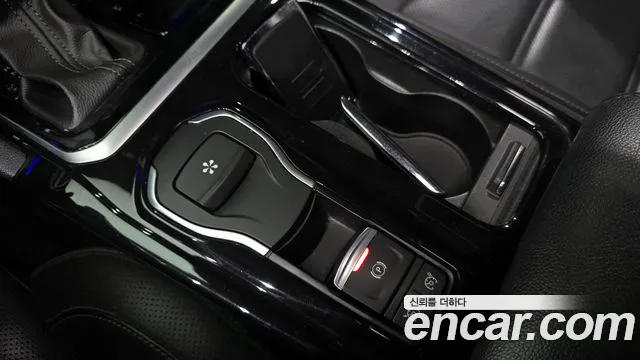 Renault SM6 2016 thumb 6