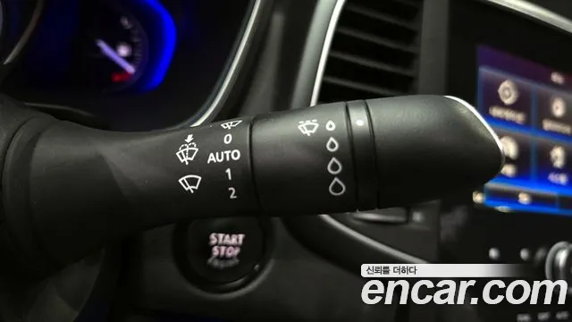 Renault SM6 2016 thumb 5