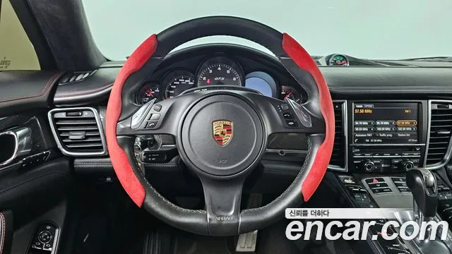 Porsche Panamera 2013 thumb 11