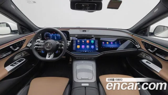 Mercedes-Benz E-Class 2025 thumb 9