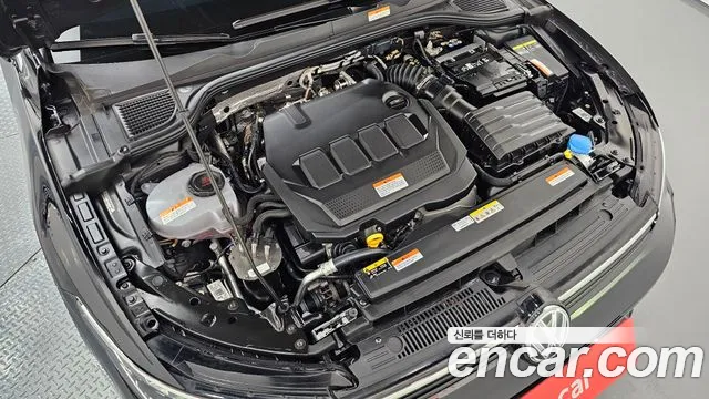 Volkswagen Golf 2025 thumb 8