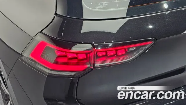 Volkswagen Golf 2025 thumb 3