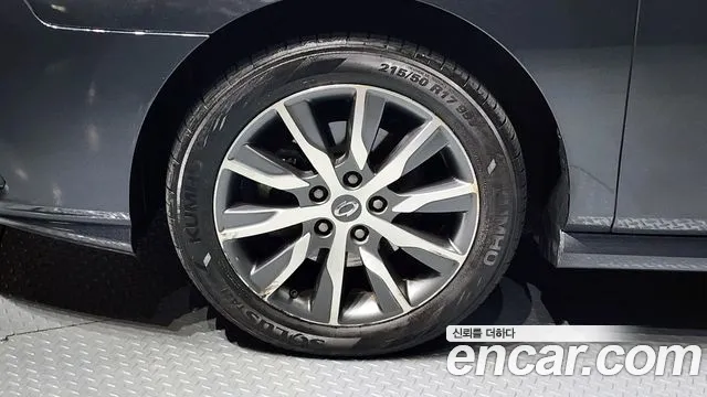Renault SM5 2015 thumb 11