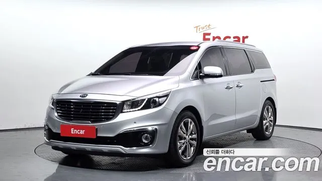 Kia Carnival 2015 thumb 9