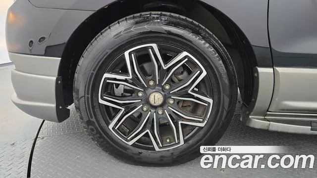 Hyundai Staria 2011 thumb 4