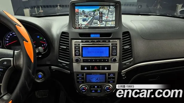Hyundai Санта Фе 2012 thumb 3
