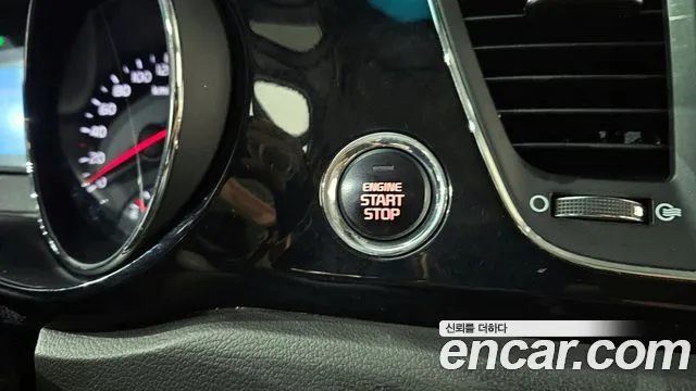 Kia Carnival 2016 thumb 7