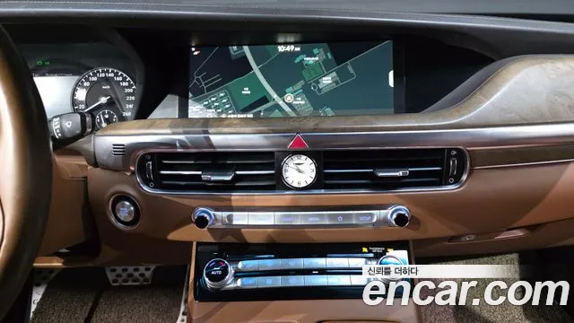 Genesis G90 2019 thumb 8