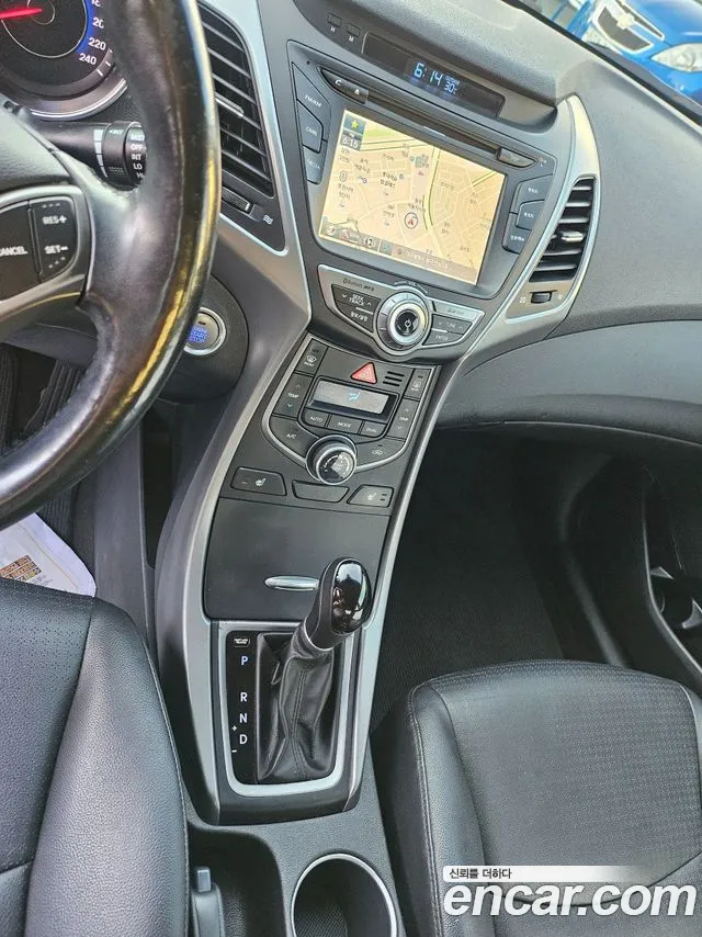 Hyundai Elantra 2014 thumb 4