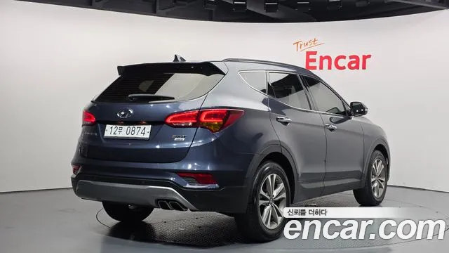 Hyundai Santafe 2016 thumb 8