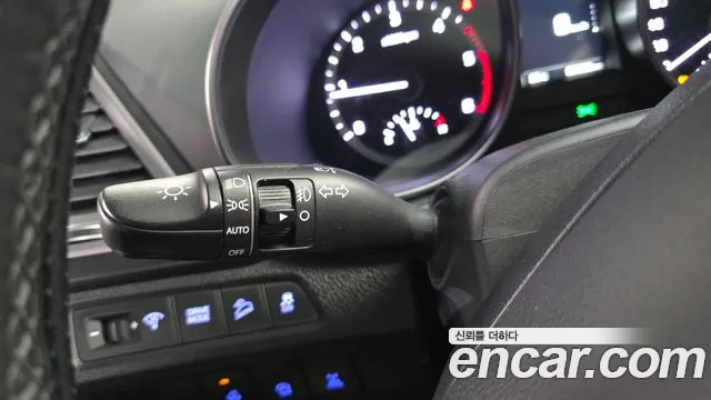 Hyundai Santafe 2016 thumb 2