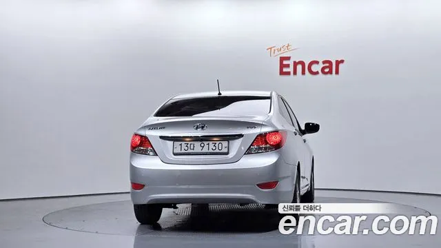 Hyundai Accent 2013 thumb 7