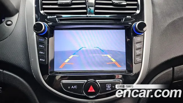 Hyundai Accent 2013 thumb 5