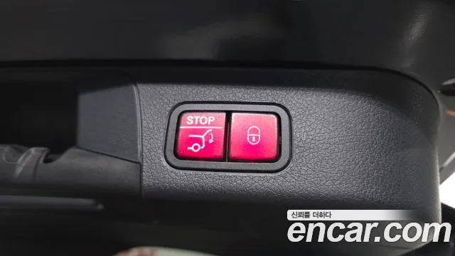 Mercedes-Benz GLB 2023 thumb 11