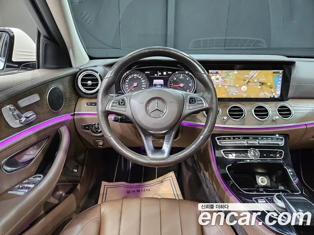 Mercedes-Benz E-Class 2018 thumb 3