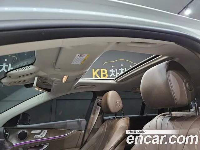 Mercedes-Benz E-Class 2018 thumb 5