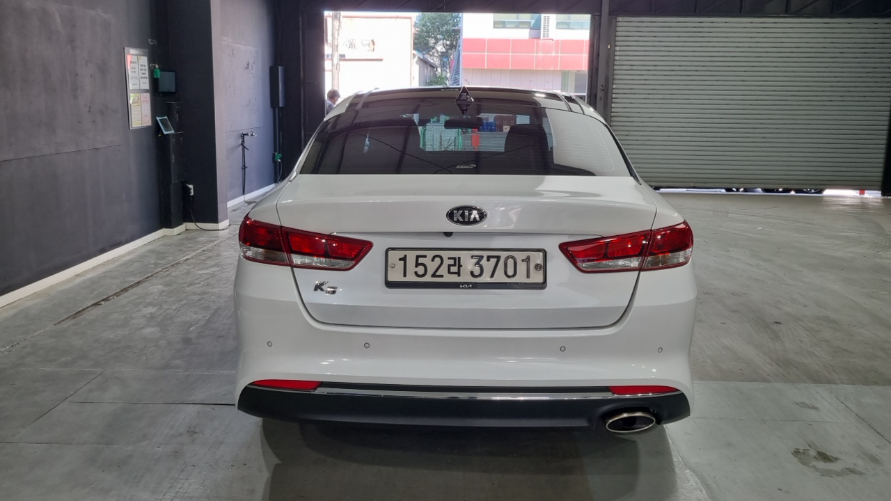 Kia K5 2015 thumb 11