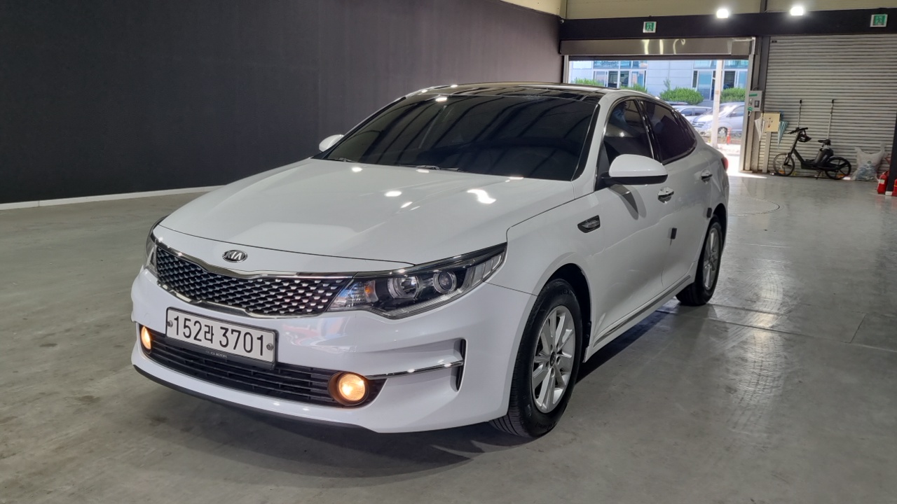Kia K5 2015 thumb 2