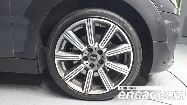 Mini Clubman 2021 thumb 10