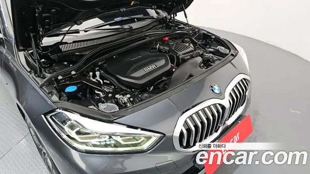 BMW 1 серии 2021 thumb 2