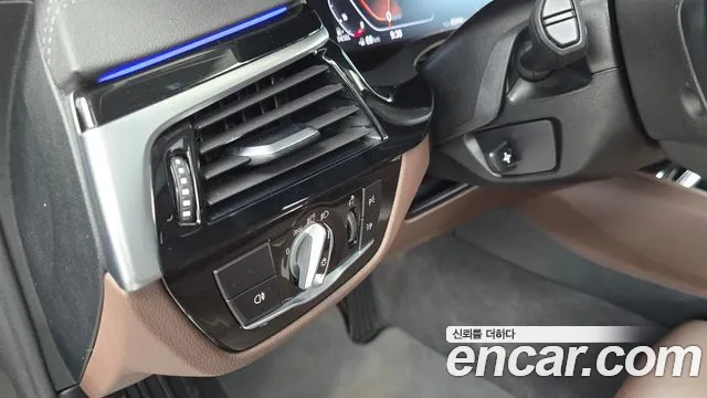 BMW 5 серии 2022 thumb 7
