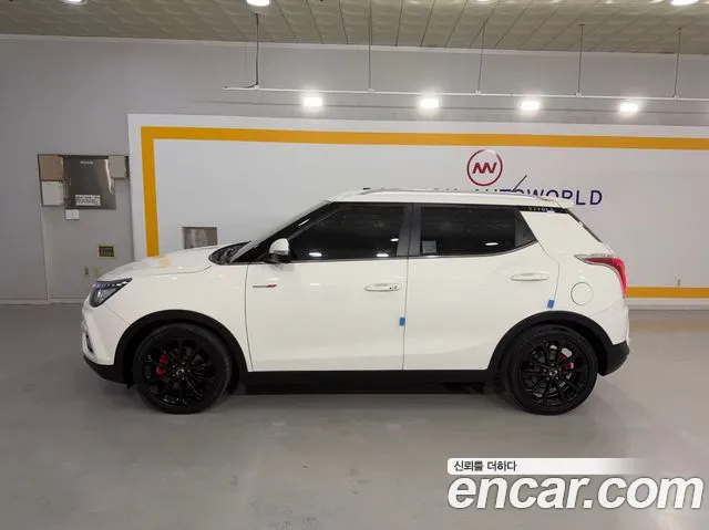 KGM TIBOLI 2018 thumb 5