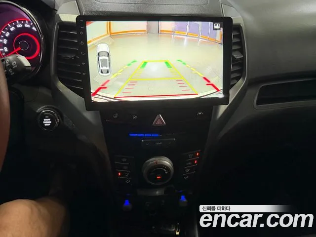 KGM TIBOLI 2018 thumb 7