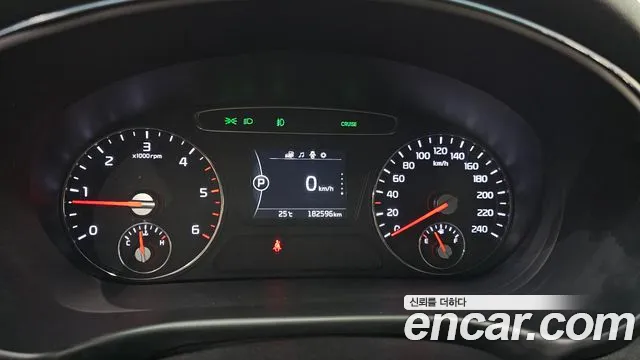 Kia Sorento 2016 thumb 7
