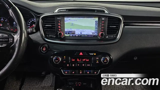Kia Sorento 2016 thumb 12