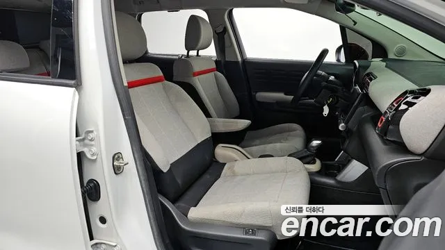DS C3 Aircross 2020 thumb 8