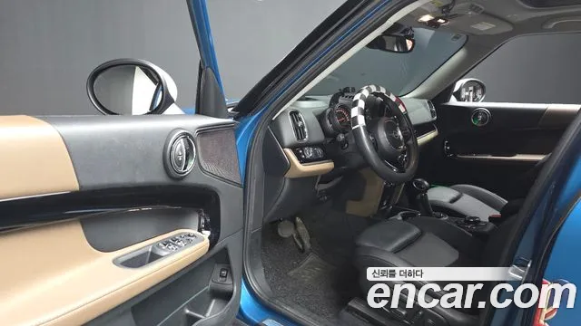 Mini Cooper Countryman 2019 thumb 2