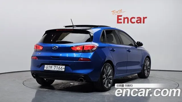 Hyundai i30 2017 thumb 6