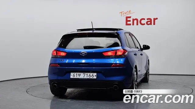 Hyundai i30 2017 thumb 2