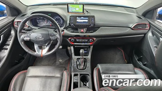 Hyundai i30 2017 thumb 9
